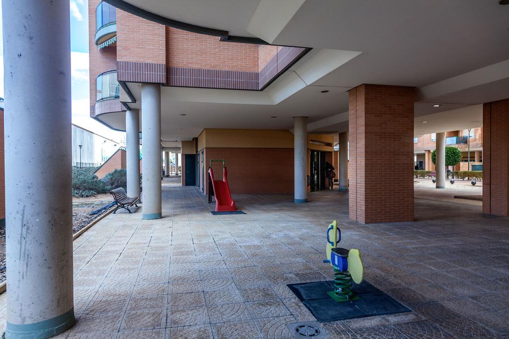 Valencia Flat Rental Swim And Paddle 部屋 写真
